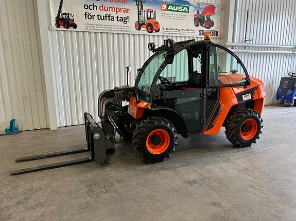 AUSA T235 h teleskoplastare 2 of 5