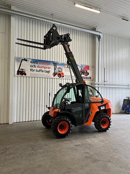 AUSA T235 h teleskoplastare