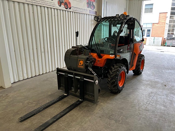 AUSA T235 h teleskoplastare 3 of 5