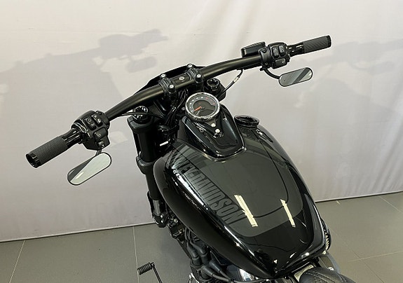 Harley-Davidson FAT BOB 114 - Alternativ 1 MC 15 of 17