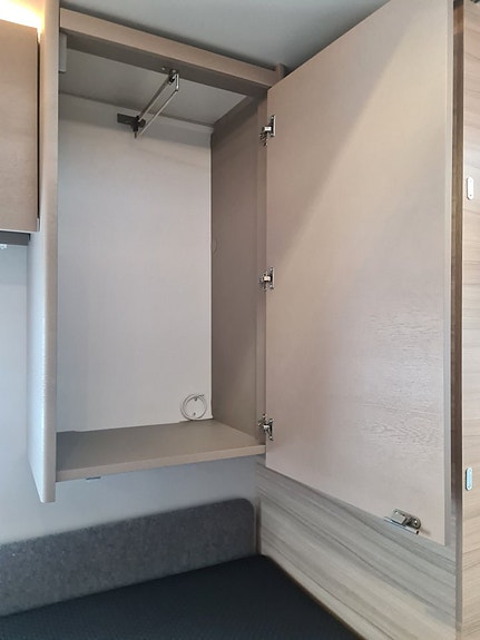 Adria 502 ALTEA UL 60Y 10 of 16