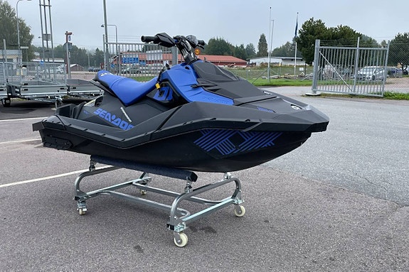 Sea-Doo Spark Trixx 2-UP 2022