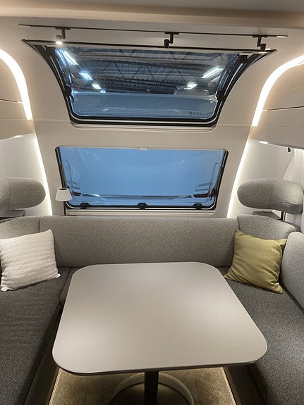 Adria ALPINA 613 UT "Med special-paket" 3 of 17