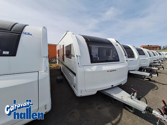 Adria Alpina 663 UK 2 of 5