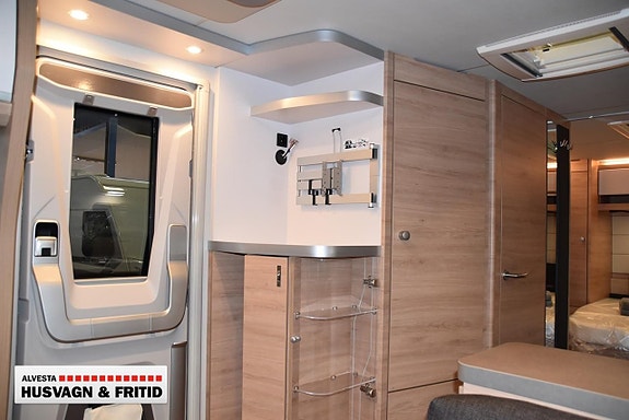 Knaus Sudwind 650 UX 60 Years Queenbed ! Sommarkampanj ! 7 of 12