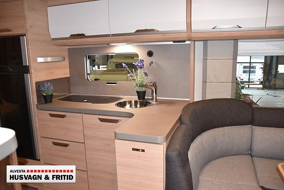 Knaus Sudwind 650 UX 60 Years Queenbed ! Sommarkampanj ! 5 of 12