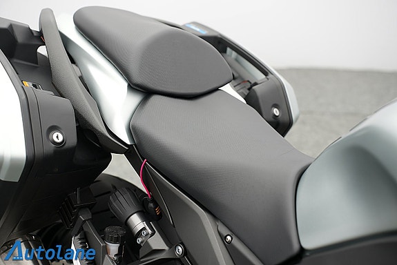 Kawasaki Ninja Z1000SX* Scorpion, Sidoväskor, Endast 413 mil 17 of 27