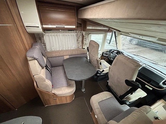 Carthago C-TOURER I 143 Lightweight 7 of 15