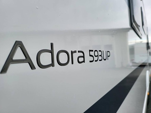 Adria Adora 593 UP Queenbed 17 of 17