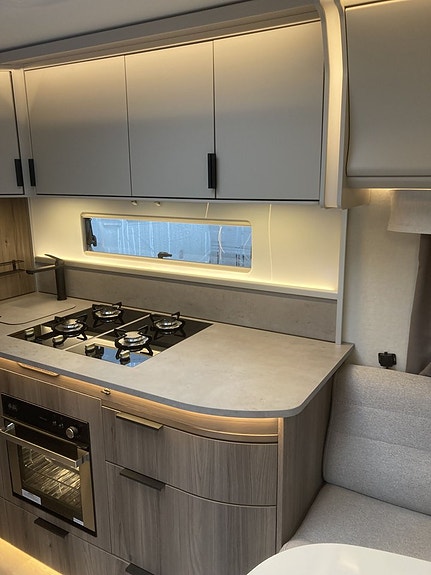Kabe ROYAL 630 GLE KS 7 of 19