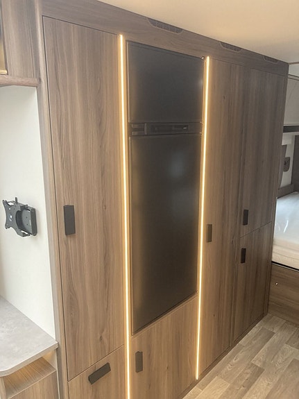 Kabe ROYAL 630 GLE KS 11 of 19