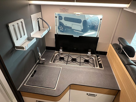 Adria MATRIX PLUS 670 SL (ALDE+Aut+Värmematta hytt+Heavy) 19 of 25