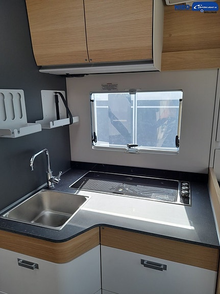 Adria MATRIX PLUS 670 DL - Fiat MultiJet3 140HP (103kW) HD 43H 7 of 13