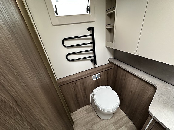 Kabe Imperial 780 TDL KS 16 of 20