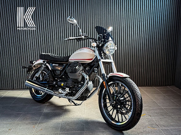 Moto Guzzi v9 Roamer