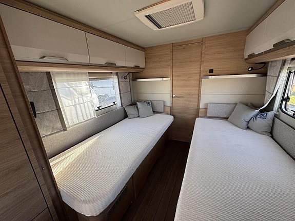 Knaus 650 peb 17 of 21