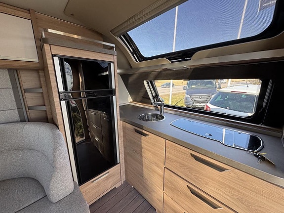 Knaus 650 peb 13 of 21