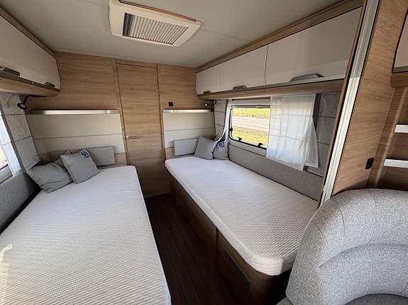 Knaus 650 peb 16 of 21