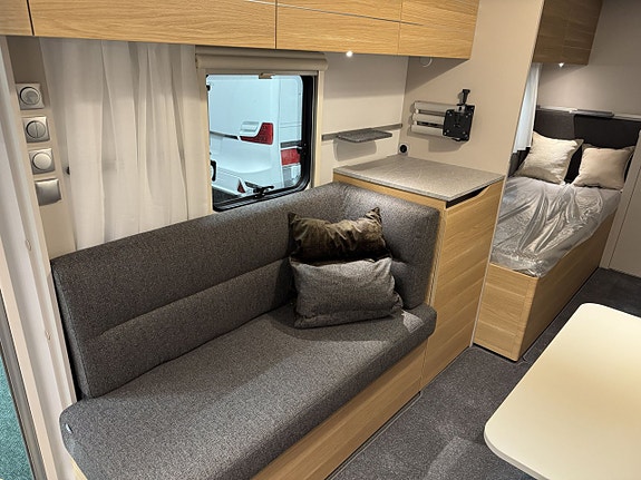 Adria ADORA 613 HT   inkl.AC 10 of 15