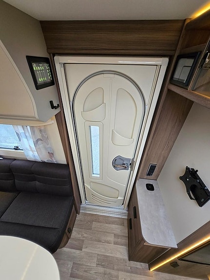 Kabe ROYAL 560 GLE KS B2 Långbäddar 15 of 17