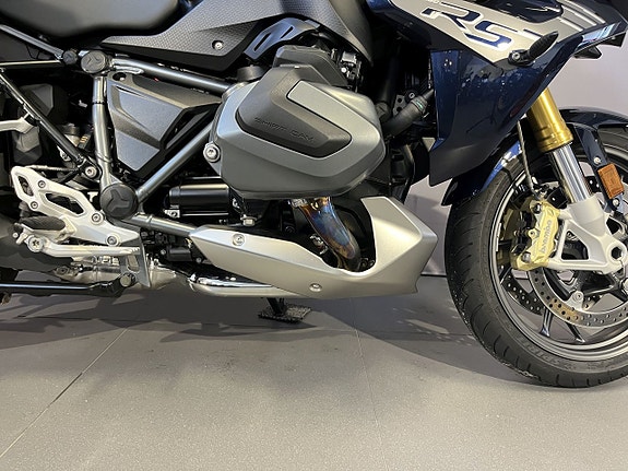 BMW R1250RS 10 of 16