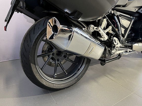 BMW R1250RS 12 of 16