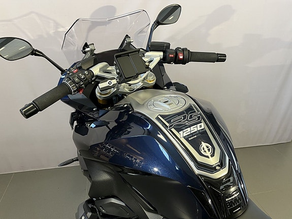 BMW R1250RS 14 of 16