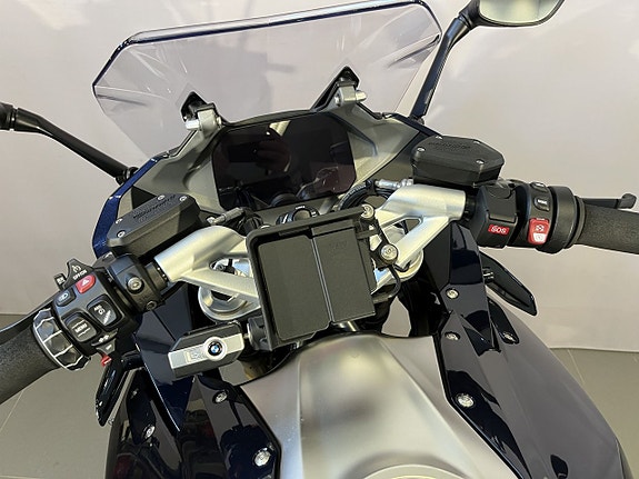 BMW R1250RS 15 of 16