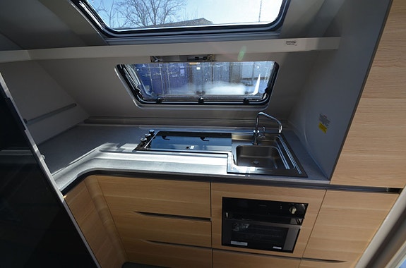 Adria ADORA 613 HT 5 of 10