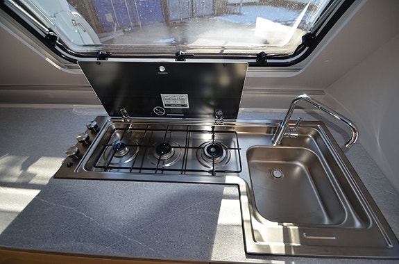 Adria ADORA 613 HT 6 of 10