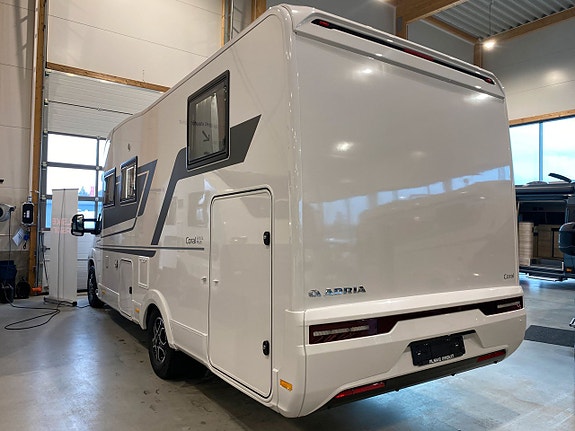 Adria Coral 670 DL Plus  3500 kg / Face to Face / Automat 140hk / B-körkort 2 of 23