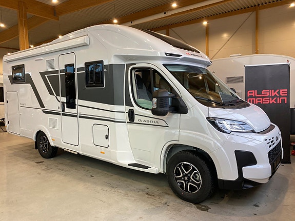 Adria Coral 670 DL Plus  3500 kg / Face to Face / Aut 140hk
