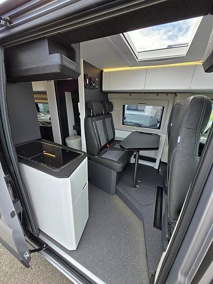 Adria TWIN SUPREME 640 SLB - Fiat MultiJet3 140HP (103kW) 35L 27 of 27