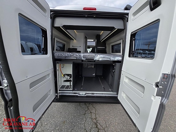 Adria TWIN SUPREME 640 SLB - Fiat MultiJet3 140HP (103kW) 35L 25 of 27
