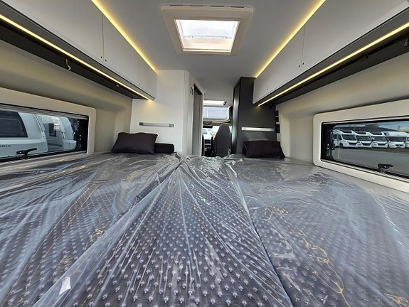 Adria TWIN SUPREME 640 SLB - Fiat MultiJet3 140HP (103kW) 35L 22 of 27