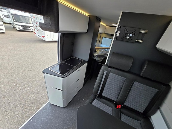Adria TWIN SUPREME 640 SLB - Fiat MultiJet3 140HP (103kW) 35L 15 of 27