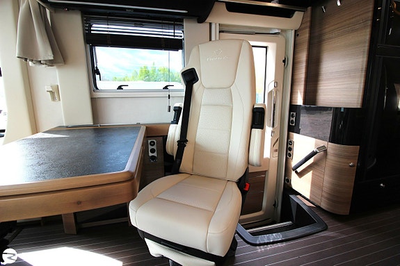 Concorde Charisma 860 LI - Barversion, Bird-view kamera - SUPERDEAL! Ränta 3,95% 6 of 21