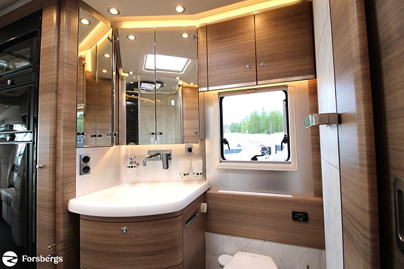 Concorde Charisma 860 LI - Barversion, Bird-view kamera - SUPERDEAL! Ränta 3,95% 15 of 21