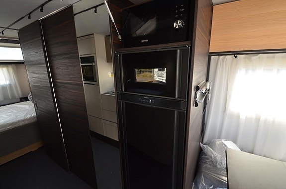 Adria Astella 644 DP 20 of 21