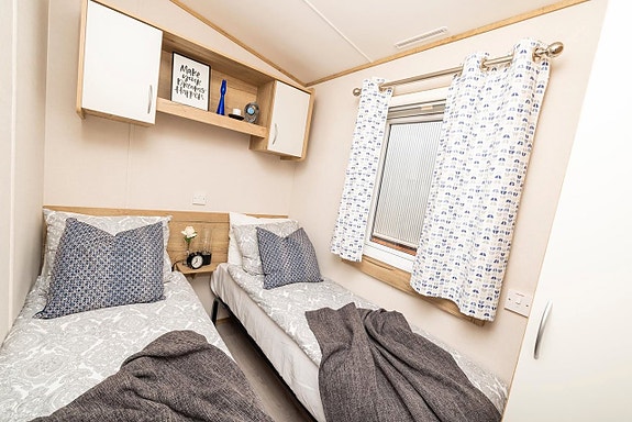 ABI Westcoast 32 fabriksny villavagn på härliga Almöns camping 17 of 18