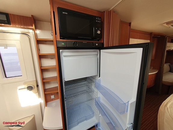 Adria Alpina 763 UK *Kampanj* 16 of 17