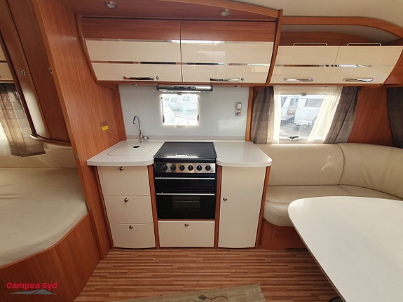 Adria Alpina 763 UK *Kampanj* 4 of 17