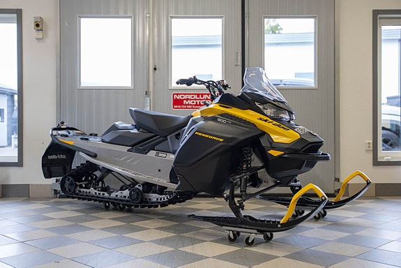 Ski-Doo Renegade Sport 600 ACE *86 MIL!*Köp till dubbeldyna*
