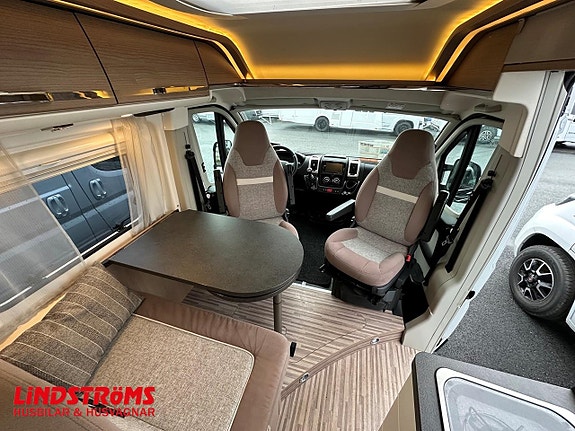 Malibu VAN 600 140hk Dubbelbädd RÄNTA 4,95% 4 of 22