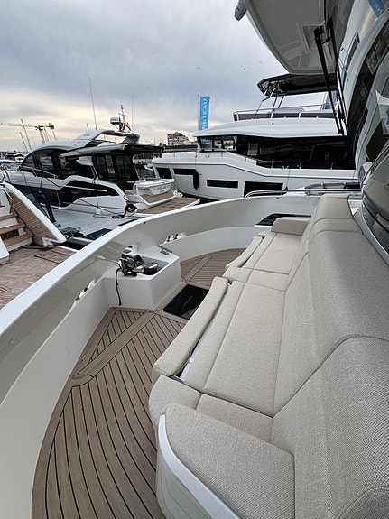 Galeon 430 Exploren - en världsnyhet! 6 of 12
