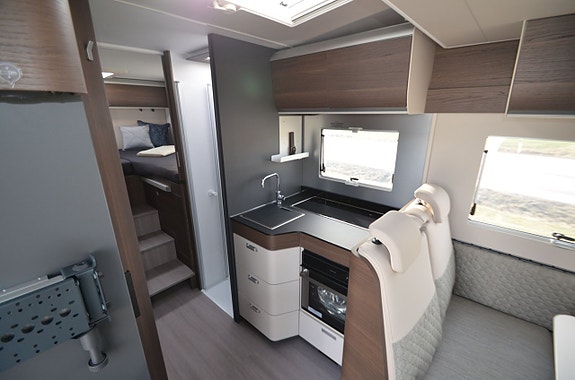Adria Matrix Supreme 670 SL - FIAT EU VI E 2,2 140HP HD 43H 7 of 15