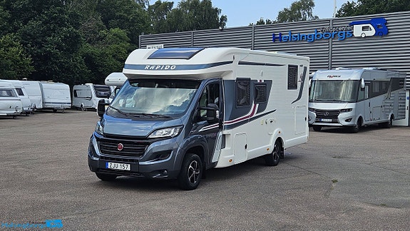 Rapido 696 ** BLACK WEEK ** 180hk * Solcell * B - Körkort *