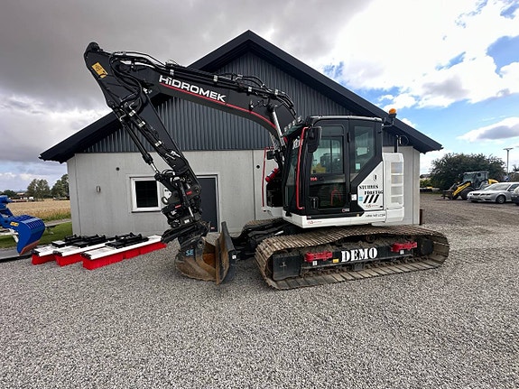 Hidromek 145 DEMO Grävmaskin