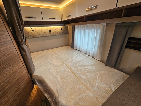 Weinsberg CaraLoft 550MF  AUT / El Golvvärme 15 of 24