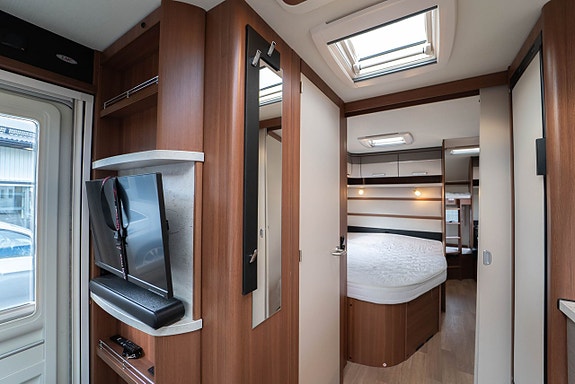 LMC Vivo 705 K *Barnkammare / Ny Dometic AC* HÖSTKAMPANJ 7 of 15